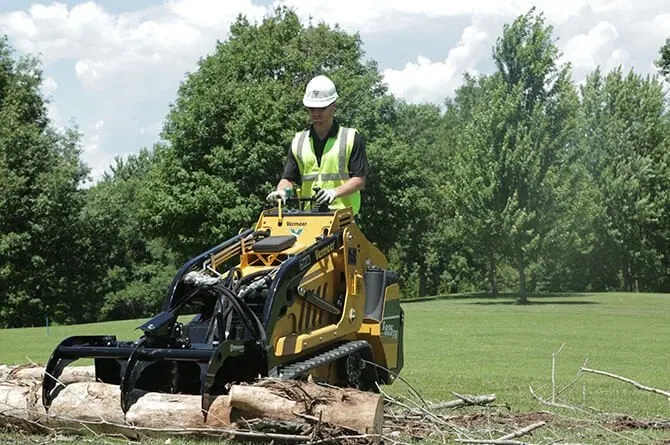 skid steer vs mini excavator